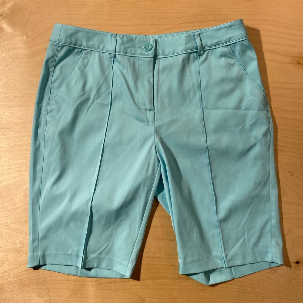 Greg Norman Women's Aqua Shorts 10 (EZ)